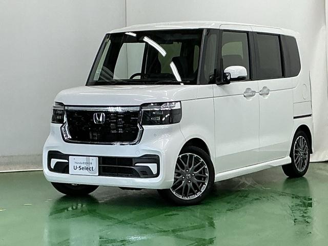 N-BOXカスタム ターボ ナビ Rカメラ ブルートゥース フルセグ 盗難防止システム スマートキープッシュスタート ブレーキサポート サイドエアバック パワーステアリング パーキングセンサー DVD再生可 横滑防止 エアコン(10枚目)