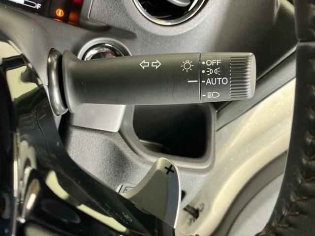 N-BOXカスタム ターボ ナビ Rカメラ ブルートゥース フルセグ 盗難防止システム スマートキープッシュスタート ブレーキサポート サイドエアバック パワーステアリング パーキングセンサー DVD再生可 横滑防止 エアコン(24枚目)