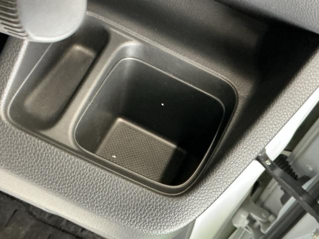 Ｎ－ＷＧＮカスタム Ｌ・ターボ　ナビ　Ｒカメラ　ブルートゥース　フルセグ　カーテンエアバック　リアセンサー　イモビライザー　ＬＥＤライト　シートヒーター　クルーズコントロール　ＤＶＤ　オートエアコン　ＥＴＣ　スマートキー　ＡＢＳ（17枚目）