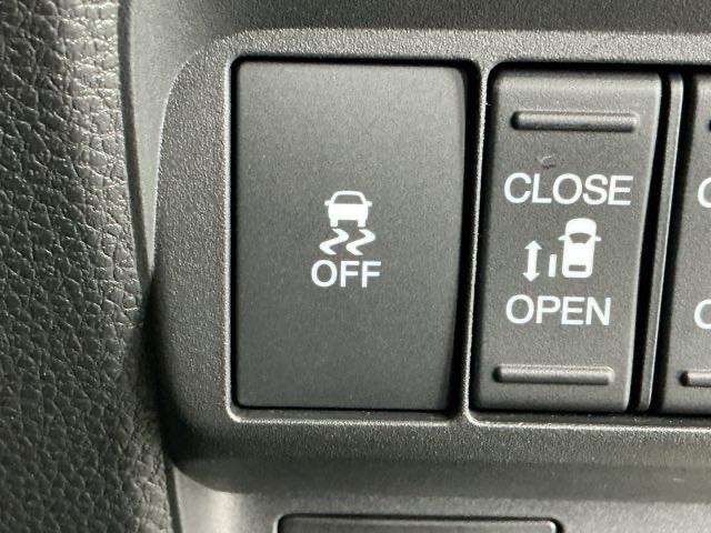 フリード エアー　ナビ　Ｒカメラ　ブルートゥース　フルセグ　エコモード　スマ－トキ－　左右電動スライドドア　衝突軽減システム　パワーウィンドウ　オートクルーズコントロール　横滑り防止　サイドカーテンエアバック　ＵＳＢ（27枚目）