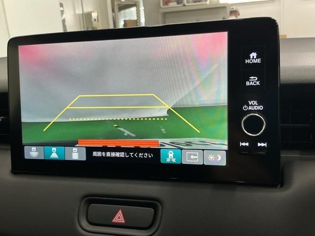 ヴェゼル ｅ：ＨＥＶＺ　ドラレコ　ナビ　Ｒカメラ　ブルートゥース　スマートキー＆プッシュスタート　サイドＳＲＳ　イモビ　地デジ　Ｂカメ　キーレスエントリー　Ｃソナー　ＵＳＢポート　ＰＳ　ＬＥＤライト　シートヒータ　点検記録簿（12枚目）