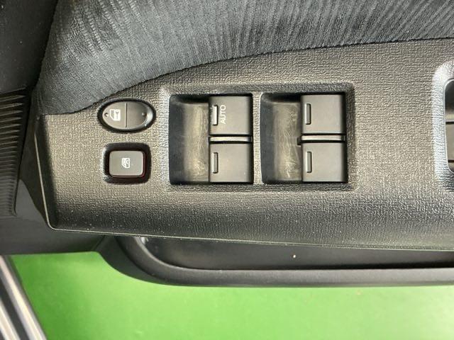 フリード Ｇジャストセレクション＋　ナビ　Ｒカメラ　ブルートゥース　ＣＤ　ＥＴＣ　Ｂモニター　ＡＡＣ　ワンセグＴＶ　横滑り防止　エアバッグ　パワーウインドウ　ＤＶＤ　盗難防止装置　整備記録簿　ＡＢＳ　Ｗエアバック　スマートキー　キーレス（48枚目）