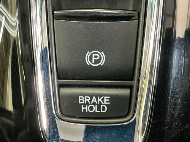 ヴェゼル ハイブリッドＺ　ドラレコ　ナビ　Ｒカメラ　ブルートゥース　Ｂｌｕｅｔｏｏｔｈオーディオ　点検記録簿　運転席シートヒーター　ＬＥＤヘッドライ　盗難防止装置　キーレス　サイドエアバッグ　ＥＴＣ装備　インテリキー　パワステ（19枚目）