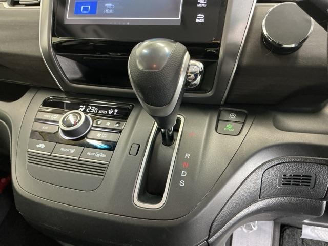 ���i�����犊�炩�ɉ������閳�i�K�ϑ��̂b�u�s�̓X�g�b�v���S�[�̑����X�̒������K�ł�