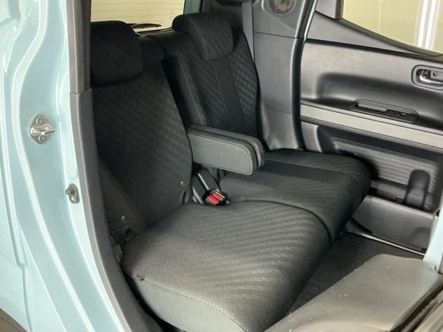 �t���b�g�ȏ��ƕG���⓪��X�y�[�X�ȂǏ\���ȍL��������܂�