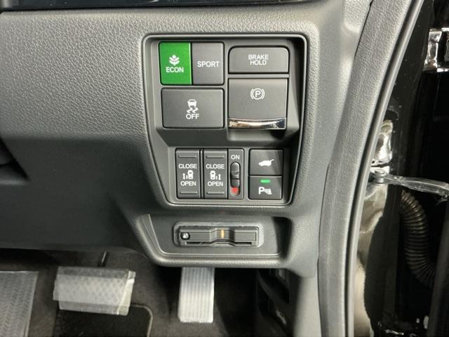 �^�]�Ȃ��瑀�삵�₷���e��X�C�b�`