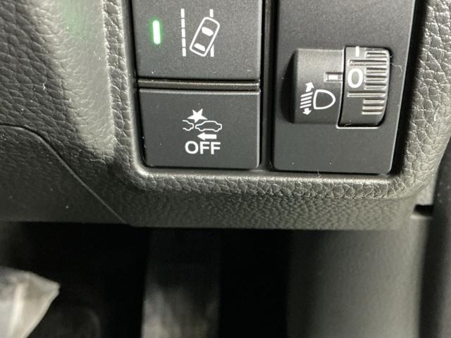 Ｎ－ＢＯＸカスタム Ｌターボ　ナビ　Ｒカメラ　ブルートゥース　フルセグ　両側自動スライドドア　盗難防止システム　衝突軽減Ｂ　バックガイドモニター　電動格納式ドアミラー　ＢＴ　地デジＴＶ　横滑り防止装置　スマートキ－　車線逸脱　ＰＳ（53枚目）