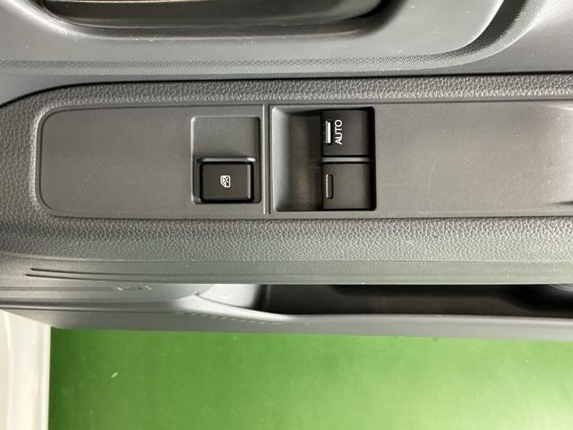 Ｎ－ＶＡＮ Ｇ・ホンダセンシング　ＡＭ／ＦＭチューナー　ＥＴＣ　整備記録簿　レーンキープＡ　横滑防止　キ－レス　パワーウインドー　オートハイビーム　ＰＳ　ＡＡＣ　イモビライザー　ＡＢＳ付き　運転席エアバッグ　衝突安全ボディ（49枚目）
