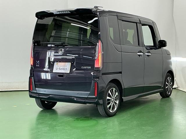 ��^�e�[���Q�[�g�X�|�C���[�����Ńt�H�������X�^�C���b�V���ɂ��Ă��܂��B�������s���ɂ͑��s���萫�\�ɗD��Ă��āA��R��ɂ��傫���v�����܂�