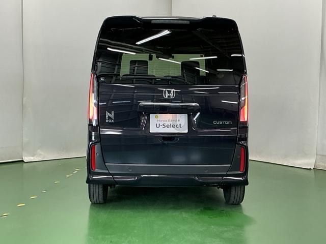 ���ꂪ�t�����₷�������K���X�ɂ̓������C�p�[���t���Ă��܂��B�t�����g�̃��C�p�[���n�m�̎��̓V�t�g���o�[�����o�[�X�ɓ����ƃ������C�p�[�������N���č쓮�A�N�����[�Ȏ��E���ۂĂ܂�