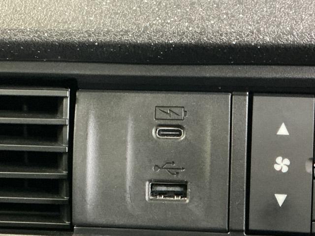 �i�s�������|�b�q�R�`�r�j�t�r�a�`���[�W���[���ځB�X�}�[�g�t�H���Ȃǂ̏[�d�ɂƂ��Ă��֗��ł�