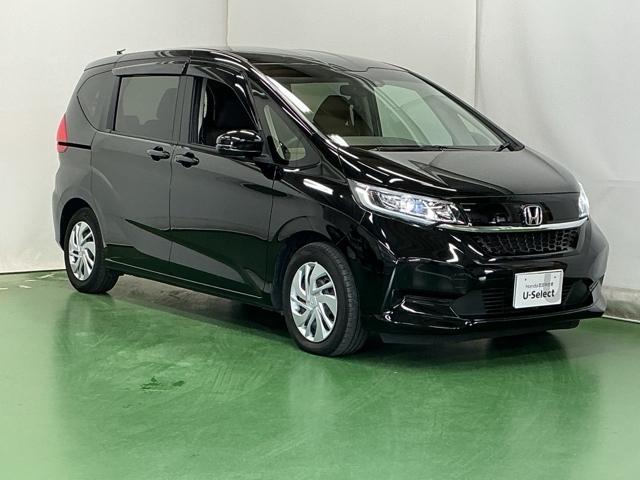 フリード Ｇ・ホンダセンシング　ナビ　Ｒカメラ　ブルートゥース　フルセグ　点検記録簿　追従走行　電動ミラー　ダブルエアバック　ＬＫＡ　スマキー　セキュリティ　横滑防止装置　カラーバックモニター　Ｂｌｕｅｔｏｏｔｈ　ＬＥＤランプ（7枚目）