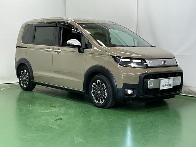 �傫���J���X���C�h�h�A�ŋ����ꏊ�ł��ׂ��C�ɂ��邱�ƂȂ��y�ɏ��~��ł��܂�