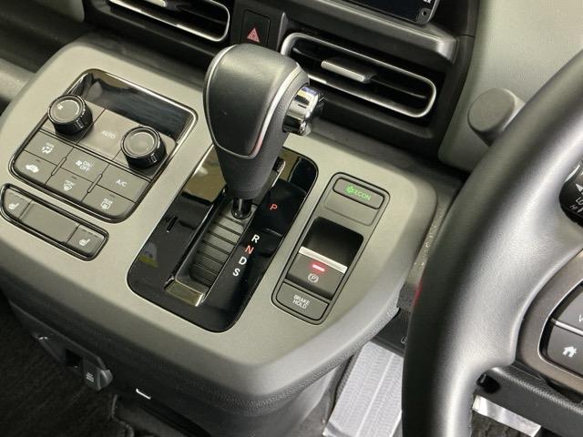 ���i�����犊�炩�ɉ������閳�i�K�ϑ��̂b�u�s�̓X�g�b�v���S�[�̑����X�̒������K�ł�