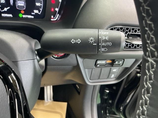 �I�[�g���C�g�R���g���[���̓��C�g�̂��Y�������Y���h�~�B�����Α��s�ɂ�鎖�̂𖢑R�ɖh���܂�