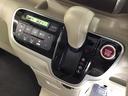 発進時から滑らかに加速する無段階変速のCVTはストップ&ゴーの多い街の中も快適です