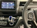 ホンダ純正メモリーナビ搭載なので、遠方へのドライブもお任せ下さい！ステアリング左手側にオーディオ関連のコントロールスイッチを配置しています。操作時は視線を逸らすことなく運転に集中できます