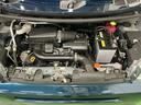 エンジンルームもきれいにクリーニングしています、きれいなエンジンだからこそ丁寧なメンテナンスが行き届きます