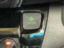 ECONスイッチ操作で燃費が良くなるようエアコンやエンジンなどを総合的に制御します