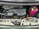 エンジンルームもきれいにクリーニングしています、きれいなエンジンだからこそ丁寧なメンテナンスが行き届きます