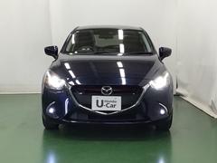 ＬＥＤヘッドライトを装備しています。ＬＥＤヘッドライトはとても明るく、雨の日や夜間走行も安全・安心です。オートライトコントロール付きで周囲の明るさに応じて自動で点灯・消灯します 6