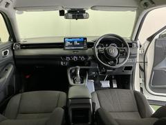 �ɥ饤�С����濴�˼����˼꤬�Ϥ����֤ˣ��ԥ��쥯�ȥ�С��䥨�������͡��������å��ʤɤ����֡��������ͥ��Ƥ��ޤ� 2