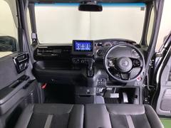 �ɥ饤�С����濴�˼����˼꤬�Ϥ����֤ˣ��ԥ��쥯�ȥ�С��䥨�������͡��������å��ʤɤ����֡��������ͥ��Ƥ��ޤ� 2