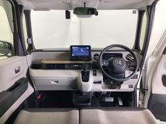 �ɥ饤�С����濴�˼����˼꤬�Ϥ����֤ˣ��ԥ��쥯�ȥ�С��䥨�������͡��������å��ʤɤ����֡��������ͥ��Ƥ��ޤ� 2