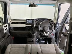 �ɥ饤�С����濴�˼����˼꤬�Ϥ����֤ˣ��ԥ��쥯�ȥ�С��䥨�������͡��������å��ʤɤ����֡��������ͥ��Ƥ��ޤ� 2