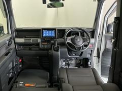 �ɥ饤�С����濴�˼����˼꤬�Ϥ����֤ˣ��ԥ��쥯�ȥ�С��䥨�������͡��������å��ʤɤ����֡��������ͥ��Ƥ��ޤ� 2