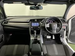 �ɥ饤�С����濴�˼����˼꤬�Ϥ����֤ˣ��ԥ��쥯�ȥ�С��䥨�������͡��������å��ʤɤ����֡��������ͥ��Ƥ��ޤ� 2