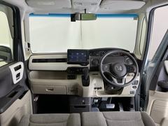 �ɥ饤�С����濴�˼����˼꤬�Ϥ����֤ˣ��ԥ��쥯�ȥ�С��䥨�������͡��������å��ʤɤ����֡��������ͥ��Ƥ��ޤ� 2