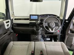 �ɥ饤�С����濴�˼����˼꤬�Ϥ����֤ˣ��ԥ��쥯�ȥ�С��䥨�������͡��������å��ʤɤ����֡��������ͥ��Ƥ��ޤ� 2