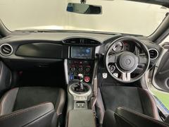 �ɥ饤�С����濴�˼����˼꤬�Ϥ����֤ˣ��ԥ��쥯�ȥ�С��䥨�������͡��������å��ʤɤ����֡��������ͥ��Ƥ��ޤ� 2