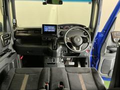 �ɥ饤�С����濴�˼����˼꤬�Ϥ����֤ˣ��ԥ��쥯�ȥ�С��䥨�������͡��������å��ʤɤ����֡��������ͥ��Ƥ��ޤ� 2