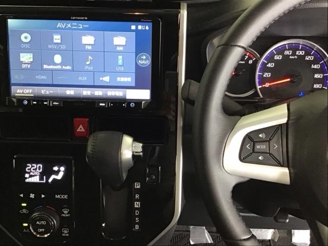 ルーミー カスタムＧ　ナビ　Ｒカメラ　ブルートゥース　フルセグ　前後Ｃセンサー　両側電動パワースライドドア　プリクラッシュ　ＡＵＴＯライト　フルオートエアコン　キーレスエントリー　Ｂカメラ　オートクルーズ　スマートキー（3枚目）