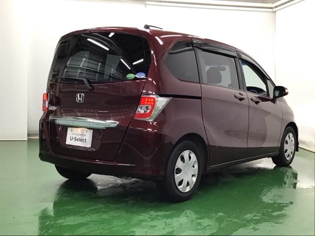 フリード Ｘ　ナビ　Ｒカメラ　ブルートゥース　ワンセグ　ＤＶＤ再生　イモビライザ　福祉車両　ＥＴＣ　バックカメラ　ＶＳＡ　キーレスキー　フルオートエアコン　両側スライド片側電動（8枚目）