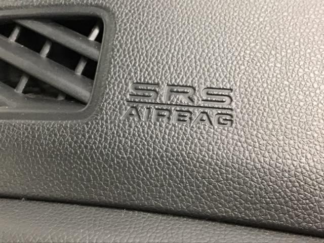 フィットハイブリッド Ｓパッケージ　ナビ　Ｒカメラ　ブルートゥース　フルセグ　盗難防止　記録簿有り　Ｉ－ＳＴＯＰ　横滑り防止システム　Ｂモニター　サイドエアバッグ　スマキ－　地デジ　ＬＥＤライト　ＤＶＤ再生　クルコン　Ｗエアバック（50枚目）