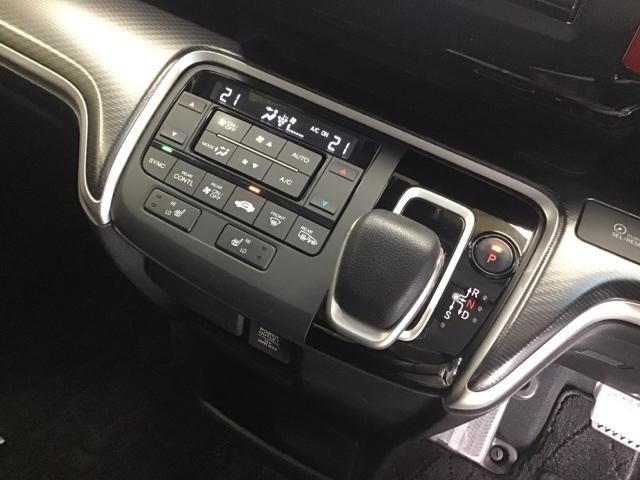 ステップワゴンスパーダ スパーダハイブリッドＧ・ＥＸホンダセンシング　ドラレコ　ナビ　Ｒカメラ　ブルートゥース　Ｗパワスラ　ＥＣＯＮ　記録簿付　イモビ　横滑り防止　ＡＣ　ＵＳＢ　ＤＶＤ再生可　シートＨ　パワーウインドウ　ＬＥＤヘッドランプ　サイドカーテンエアバック（18枚目）