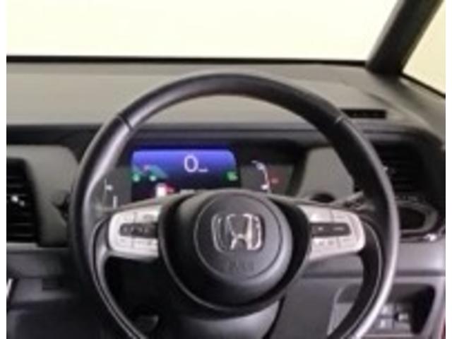 フィット ｅ：ＨＥＶホーム２０周年特別仕様車カーサ　ドラレコ　ナビ　Ｒカメラ　ブルートゥース　ＬＥＤライト　フルセグ　オートライト　シートヒータ　ＥＴＣ車載器　オートクルーズコントロール　サイドＳＲＳ　スマートキー　イモビライザー　オートエアコン（24枚目）