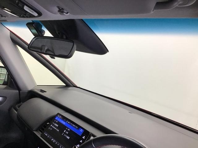 フィット ｅ：ＨＥＶホーム２０周年特別仕様車カーサ　ドラレコ　ナビ　Ｒカメラ　ブルートゥース　ＬＥＤライト　フルセグ　オートライト　シートヒータ　ＥＴＣ車載器　オートクルーズコントロール　サイドＳＲＳ　スマートキー　イモビライザー　オートエアコン（31枚目）