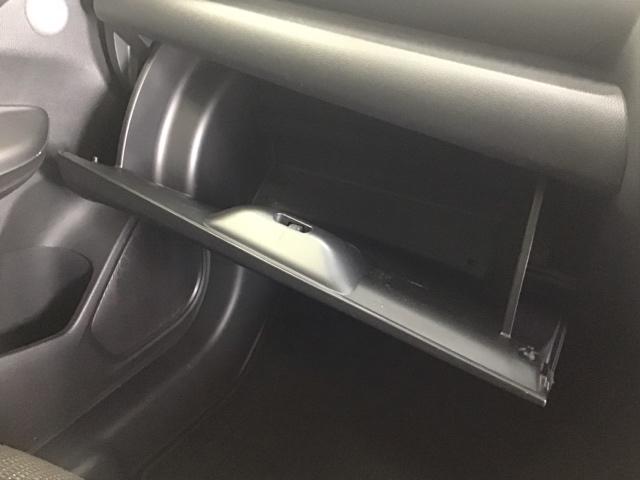 フィット １３Ｇ・Ｌパッケージ　ナビ　ＥＴＣ　ＣＤ　運転席エアバッグ　盗難防止システム　整備記録簿　エコアイドリングストップ　キーレス　ＷＡＢ　ＬＥＤヘッド　スマ－トキ－　ＶＳＡ　パワーウィンド　ＡＵＴＯエアコン　ＡＢＳ（60枚目）