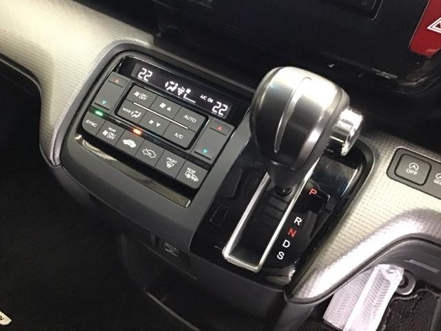 ステップワゴンスパーダ スパーダホンダセンシング　ドラレコ　ナビ　Ｒカメラ　ブルートゥース　両側スライドドア　定期点検記録簿　地デジフルセグＴＶ　ＥＴＣ付　ドライブレコーダー装着車　ＬＥＤヘットライト　スマ－トキ－　ＡＢＳ　パワーウィンドウ　後カメラ（16枚目）