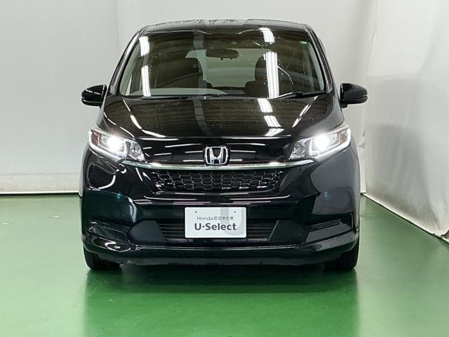 フリードハイブリッド ハイブリッド・Ｇホンダセンシング　ナビ　Ｒカメラ　後席モニター　フルセグ　軽減ブレーキ　キーフリーシステム　記録簿　ＤＶＤ再生可能　ＥＣＯＮ　後カメラ　Ａクルーズ　ＬＥＤヘッドランプ　シートＨ　横滑防止　ドライブレコーダ　３列シート（6枚目）