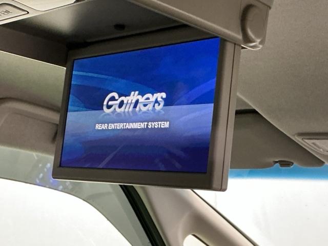 フリードハイブリッド ハイブリッド・Ｇホンダセンシング　ナビ　Ｒカメラ　後席モニター　フルセグ　軽減ブレーキ　キーフリーシステム　記録簿　ＤＶＤ再生可能　ＥＣＯＮ　後カメラ　Ａクルーズ　ＬＥＤヘッドランプ　シートＨ　横滑防止　ドライブレコーダ　３列シート（13枚目）