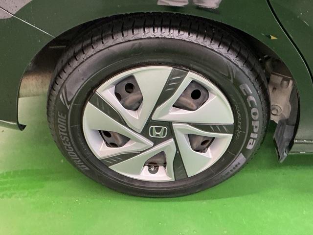 フリードハイブリッド ハイブリッド・Ｇホンダセンシング　ナビ　Ｒカメラ　後席モニター　フルセグ　軽減ブレーキ　キーフリーシステム　記録簿　ＤＶＤ再生可能　ＥＣＯＮ　後カメラ　Ａクルーズ　ＬＥＤヘッドランプ　シートＨ　横滑防止　ドライブレコーダ　３列シート（36枚目）