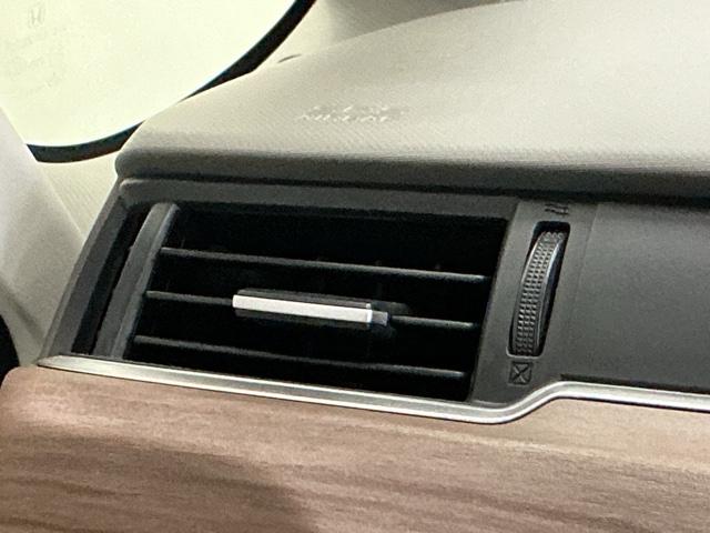 フリードハイブリッド ハイブリッド・Ｇホンダセンシング　ナビ　Ｒカメラ　後席モニター　フルセグ　軽減ブレーキ　キーフリーシステム　記録簿　ＤＶＤ再生可能　ＥＣＯＮ　後カメラ　Ａクルーズ　ＬＥＤヘッドランプ　シートＨ　横滑防止　ドライブレコーダ　３列シート（63枚目）