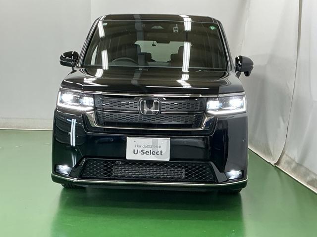 ステップワゴン スパーダ　ドラレコ　ナビ　Ｒカメラ　ブルートゥース　キーレスエントリー　パワーゲート　リアカメラ　ターボ車　フルセグテレビ　パワーステアリング　オートエアコン　ウォークスルー　ＥＴＣ車載器　Ａクルーズ　記録簿（6枚目）