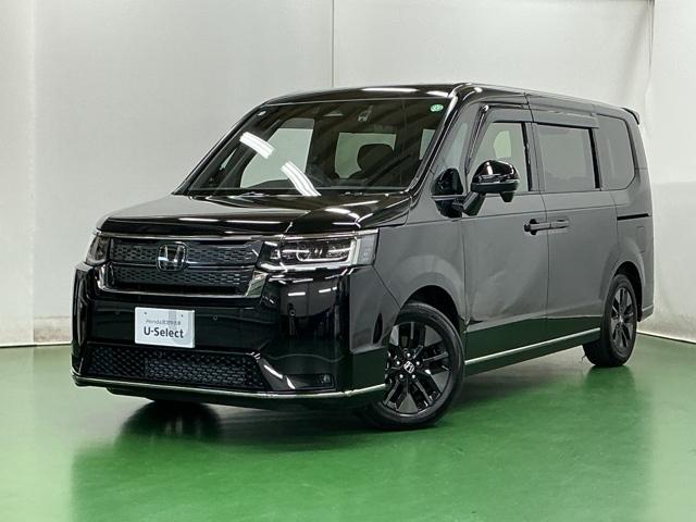 ステップワゴン スパーダ　ドラレコ　ナビ　Ｒカメラ　ブルートゥース　キーレスエントリー　パワーゲート　リアカメラ　ターボ車　フルセグテレビ　パワーステアリング　オートエアコン　ウォークスルー　ＥＴＣ車載器　Ａクルーズ　記録簿（10枚目）