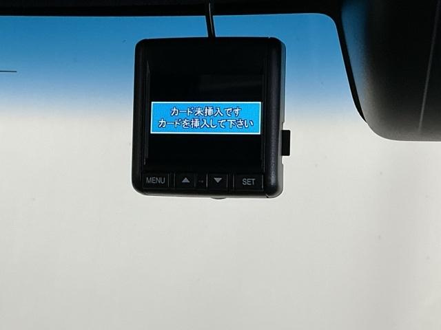 Ｎ－ＢＯＸカスタム Ｌ　ドラレコ　ナビ　Ｒカメラ　ブルートゥース　Ｐソナー　サイドエアバッグ　Ａストップ　シートヒータ　ベンチシート　点検記録簿　キーフリーシステム　ＬＥＤライト　リアカメ　クルーズコントロール　ＡＣ　ＥＴＣ（13枚目）